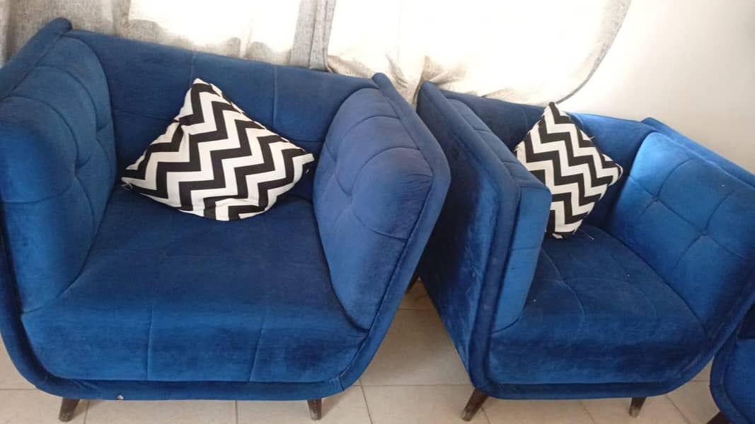 sofa set with table 1