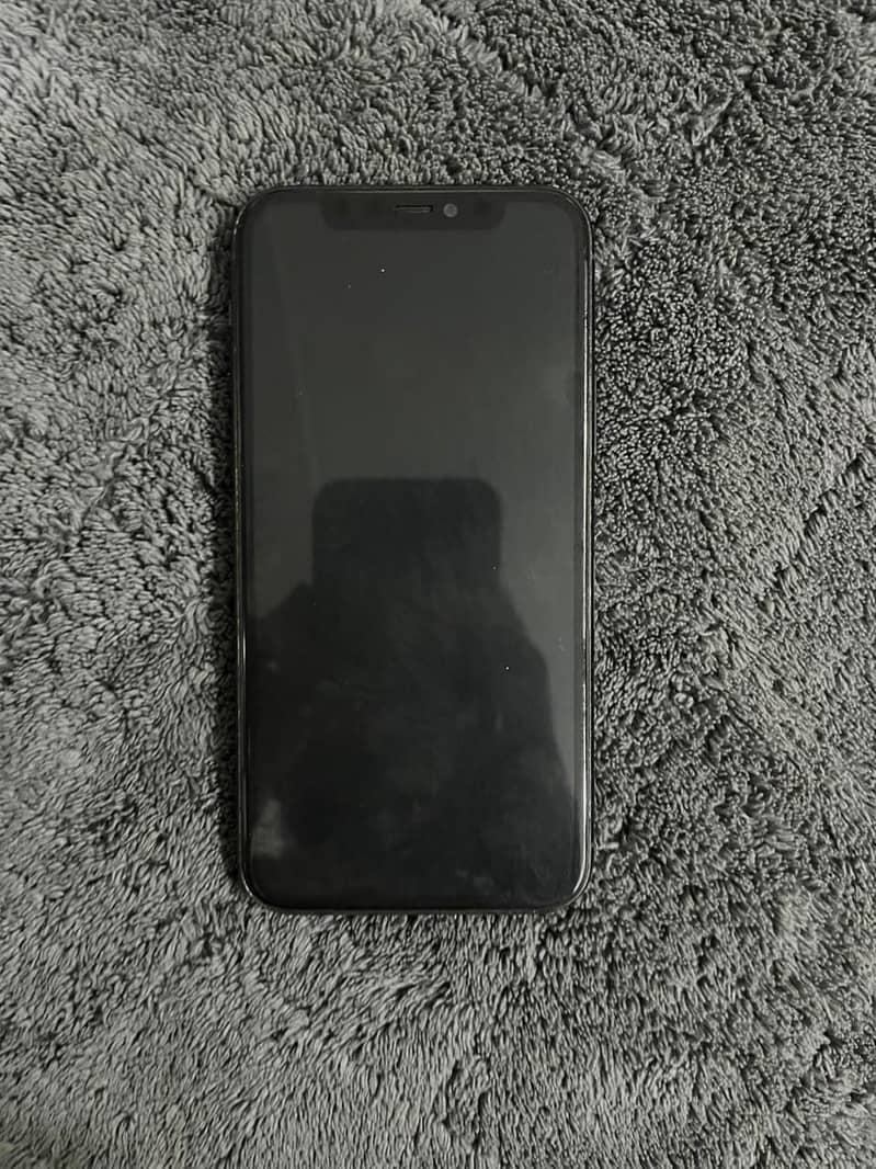 Apple iPhone 11 0