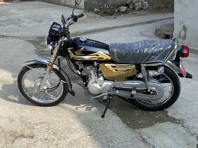 Honda Gold edition brand new Exchange with Ybr