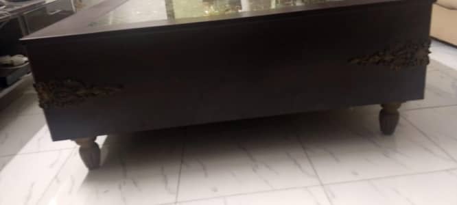 Center table