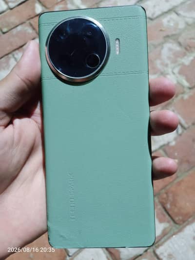 Tecno Spark 20 Pro Plus