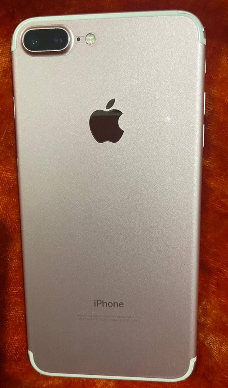 Apple iPhone 7 Plus 0