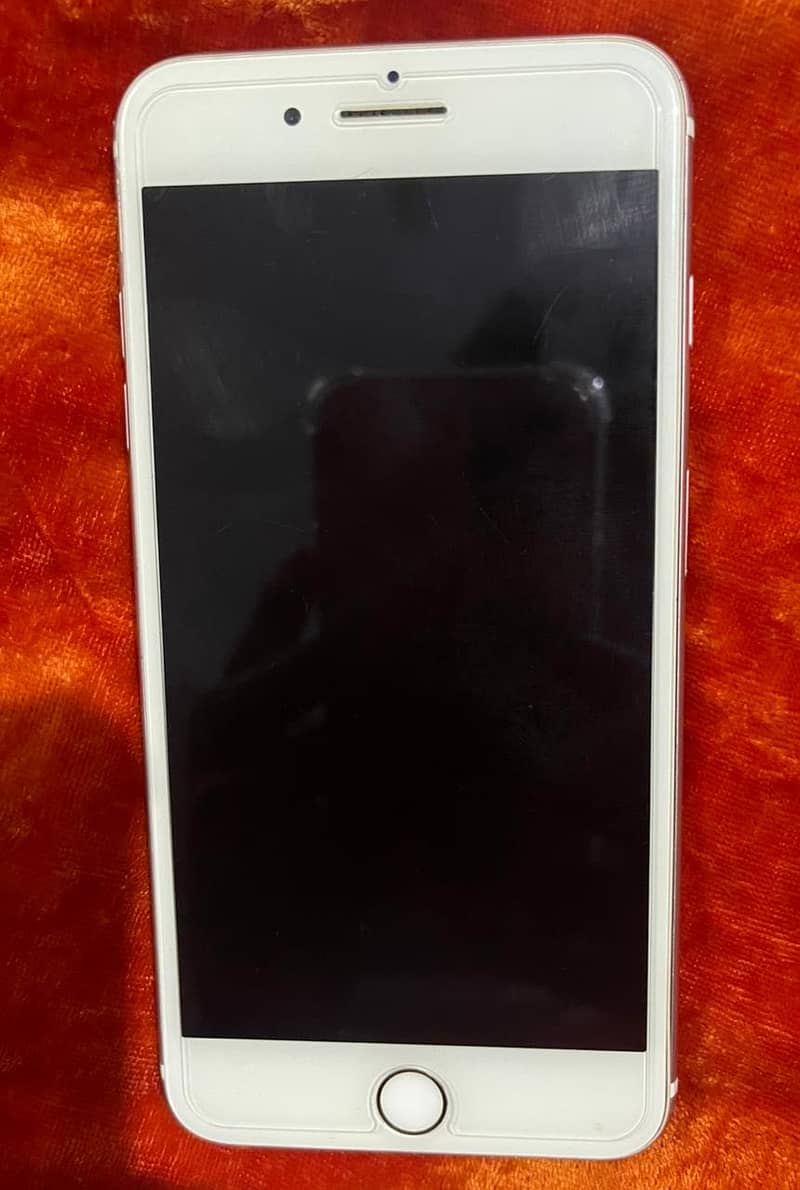 Apple iPhone 7 Plus 1