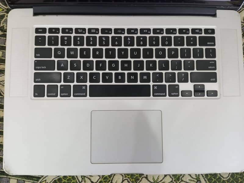 MacBook pro 1