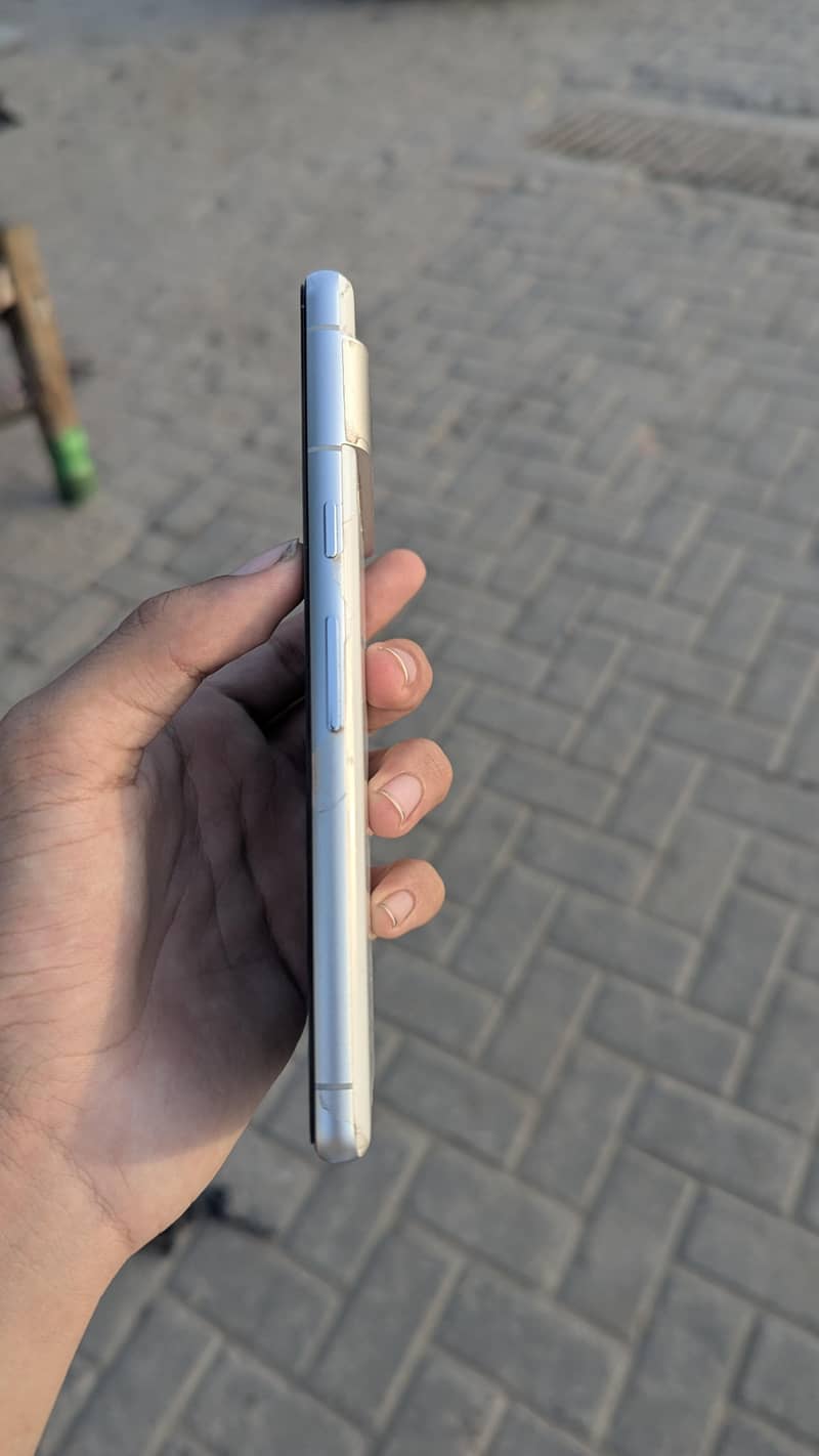 Google Pixel 7 3