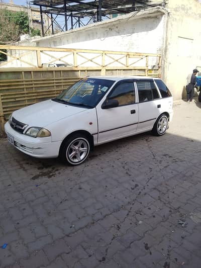 Suzuki Cultus 2001