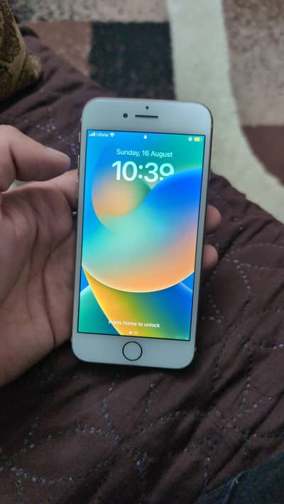 Apple iPhone 8