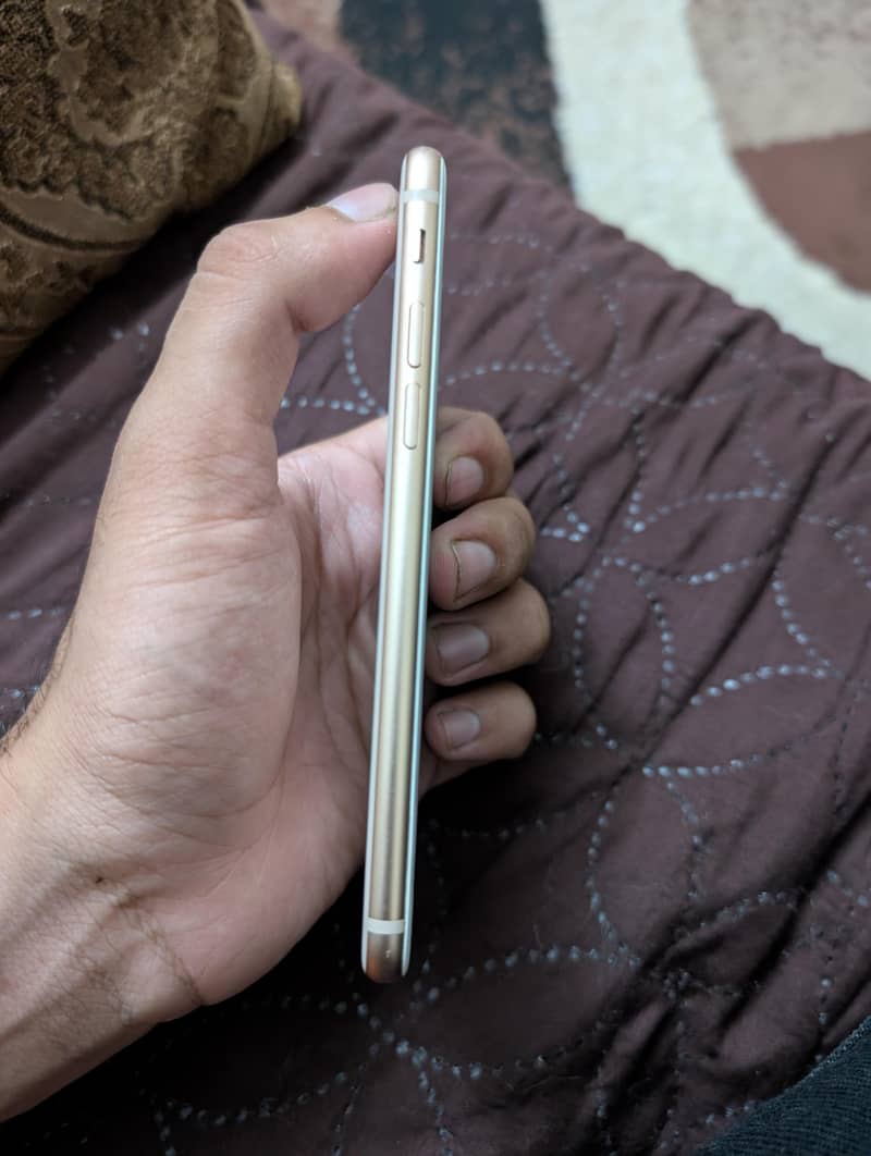 Apple iPhone 8 2