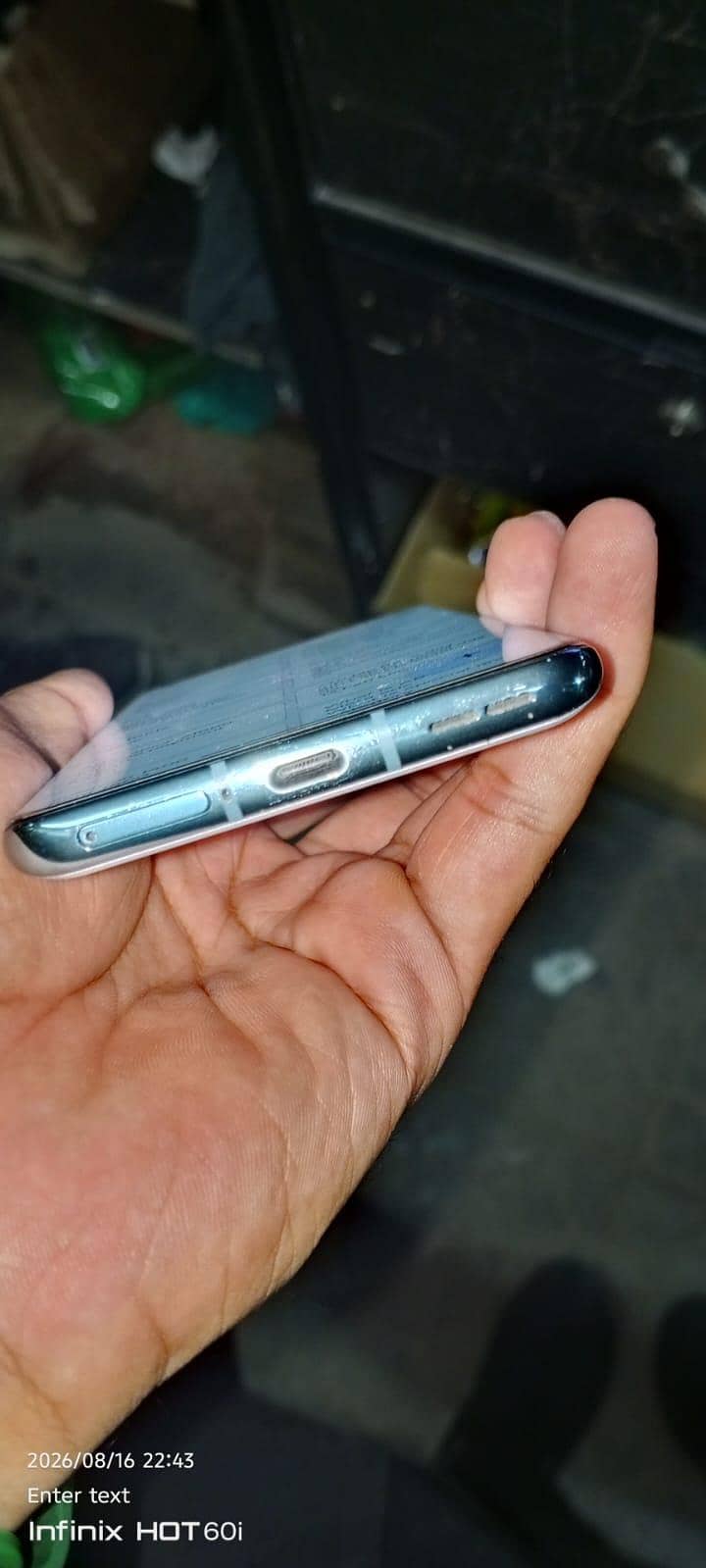 One Plus 10 Pro 4