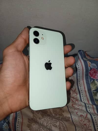 Apple iPhone 12