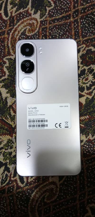 Vivo Y200.8Gb 128Gb  With Box Charger