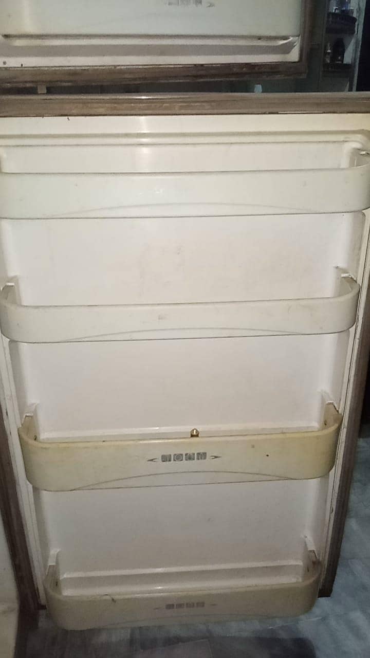 Dawlance fridge 2