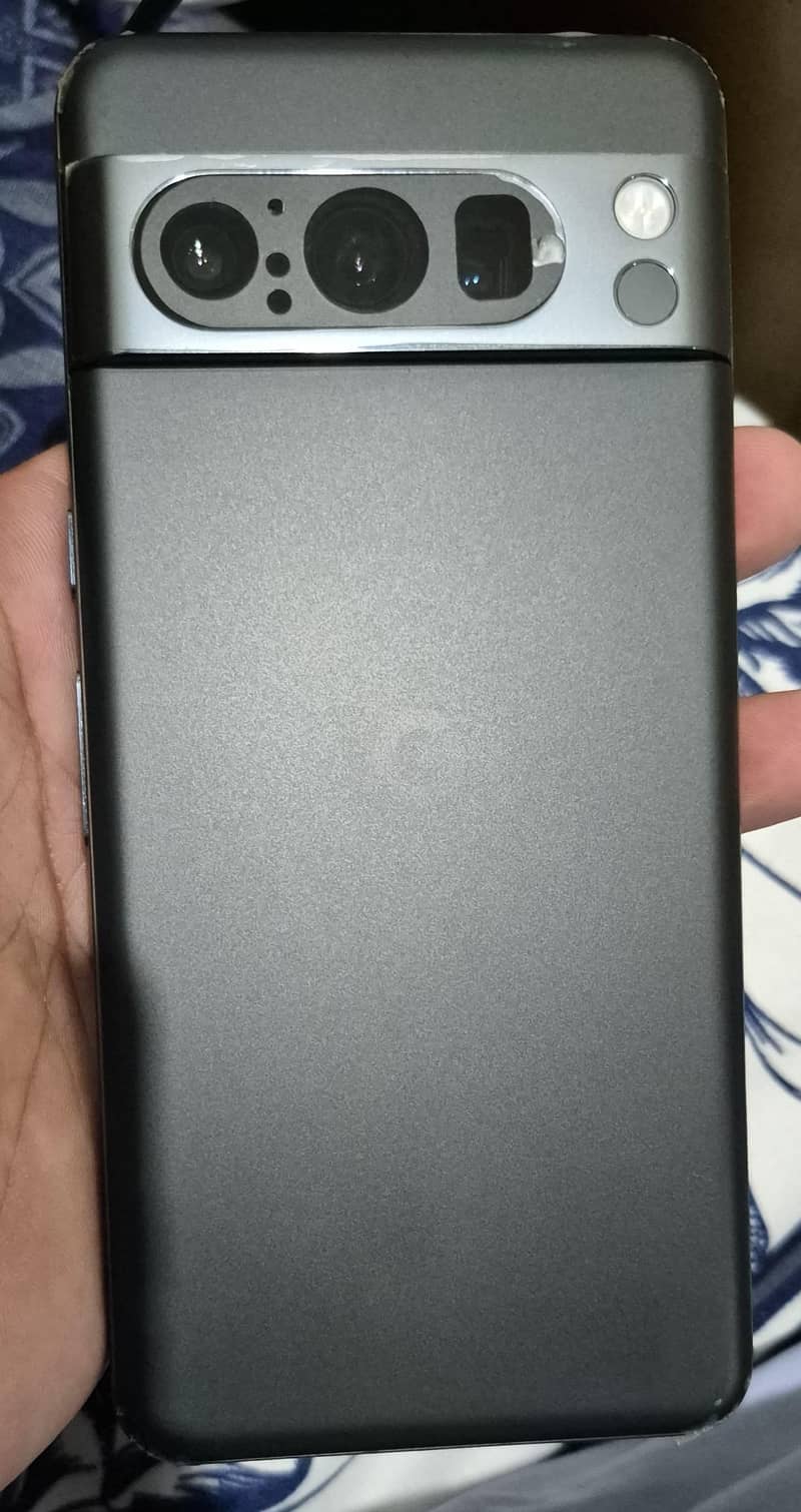 Google Pixel 8 Pro 3