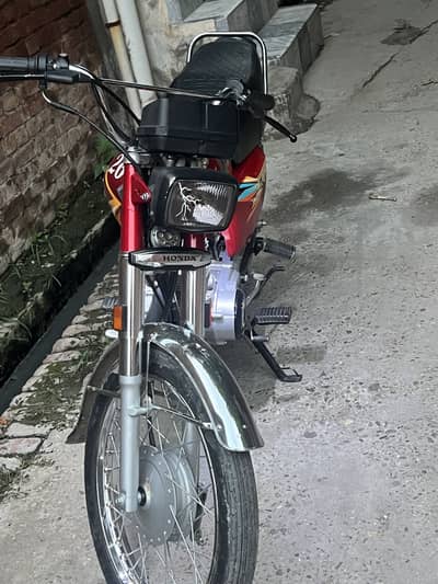 Honda 125 25/26 model