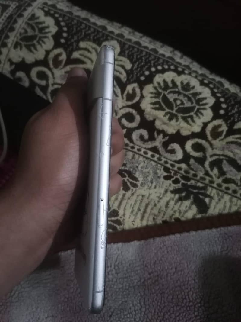 Google Pixel 7 5