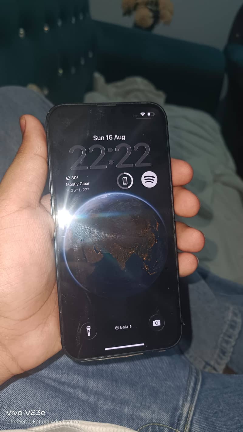 Apple iPhone 13 1