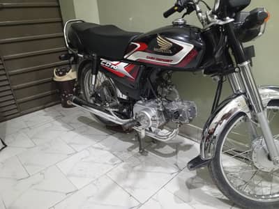 CD 70 all ok new condition 10 10