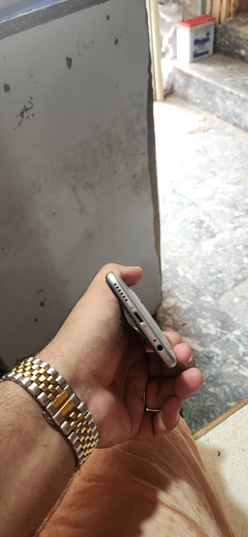 Apple iPhone 6S 4