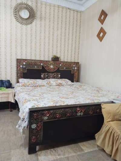 Bed in very good condition with 8 inches matress