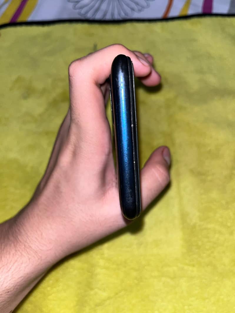 Tecno Pova 4