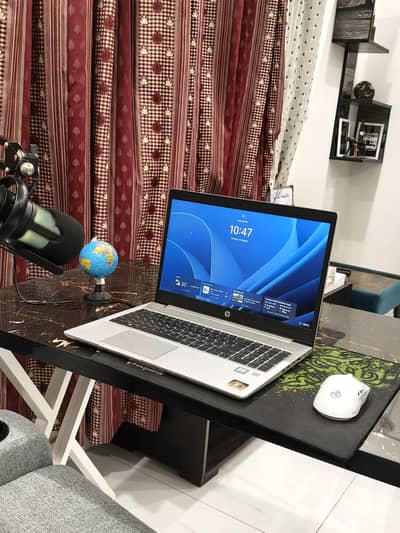 HP ProBook 450 G6 (Core i5 8th Gen / 16GB RAM / 256GB NVMe SSD)