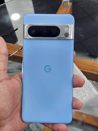 Google Pixel 8 Pro