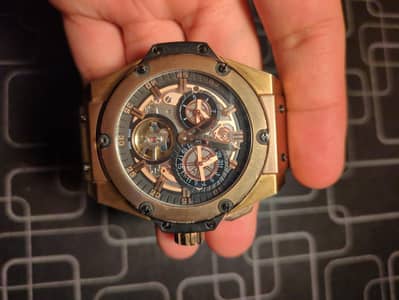 Premium Skeleton Dial Men's Watch - Mint Condition