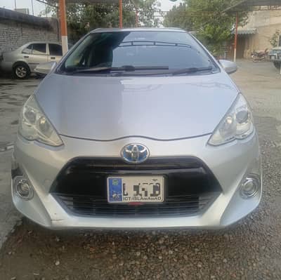 Toyota aqua S 2014/2018 full geniun