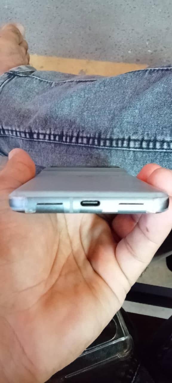 Google Pixel 8 1
