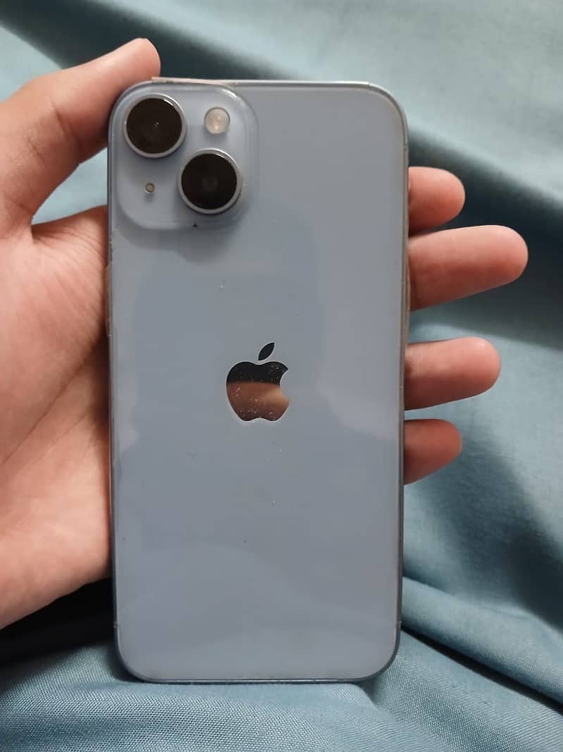 Apple iPhone 14 3