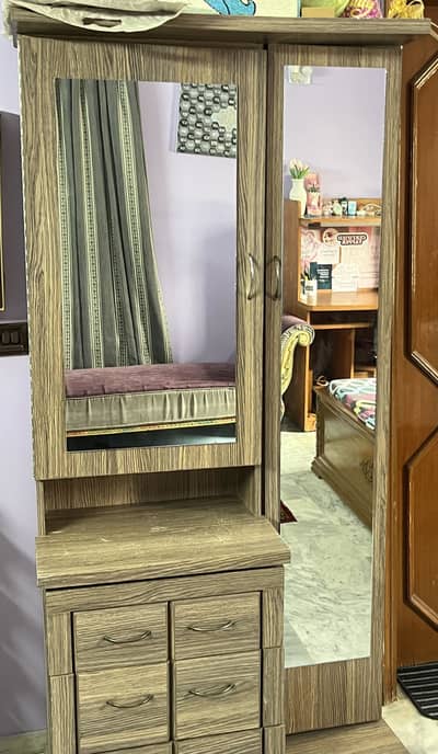 Dressing table for sale