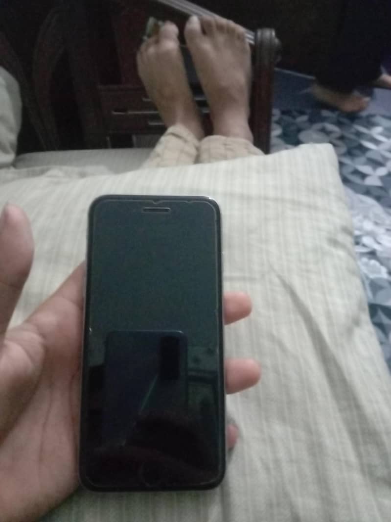 Apple iPhone 6 2