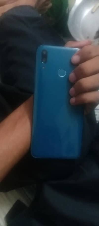 Huawei Y9
