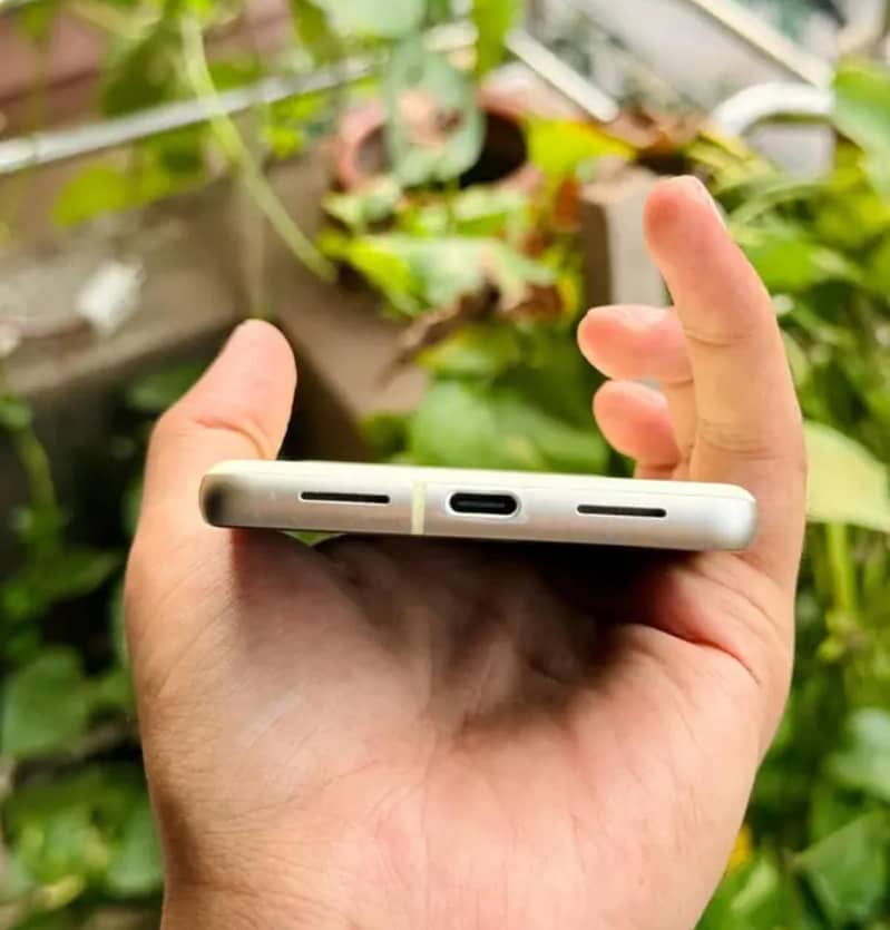 Google Pixel 7 3
