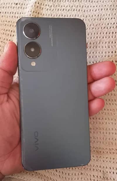 Vivo Y17s