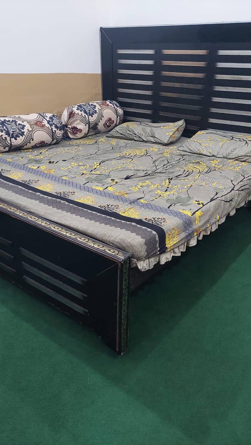 king bed 1