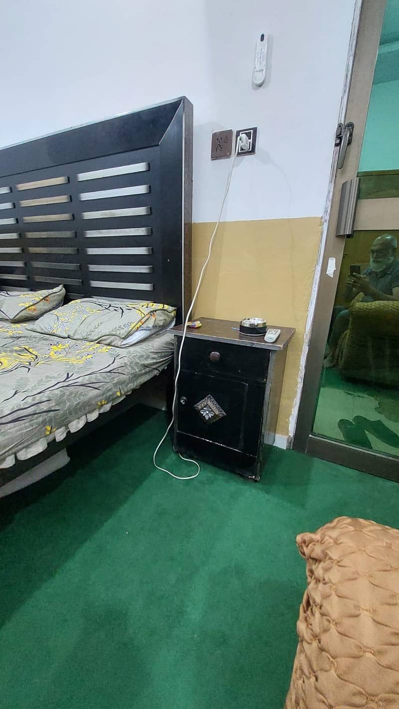 king bed 2