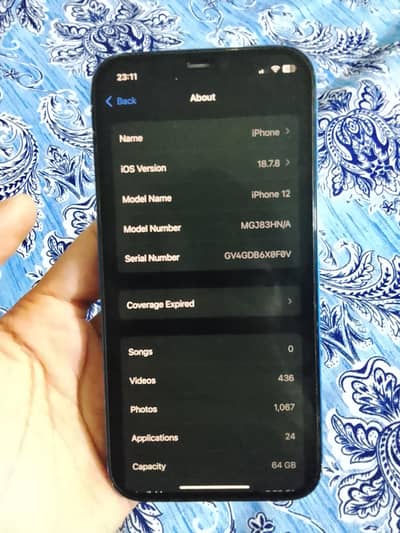 Apple iPhone 12