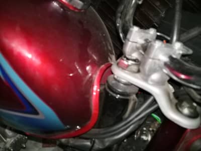 bike puri genuine hai aur Chali Hui bhi kam hai