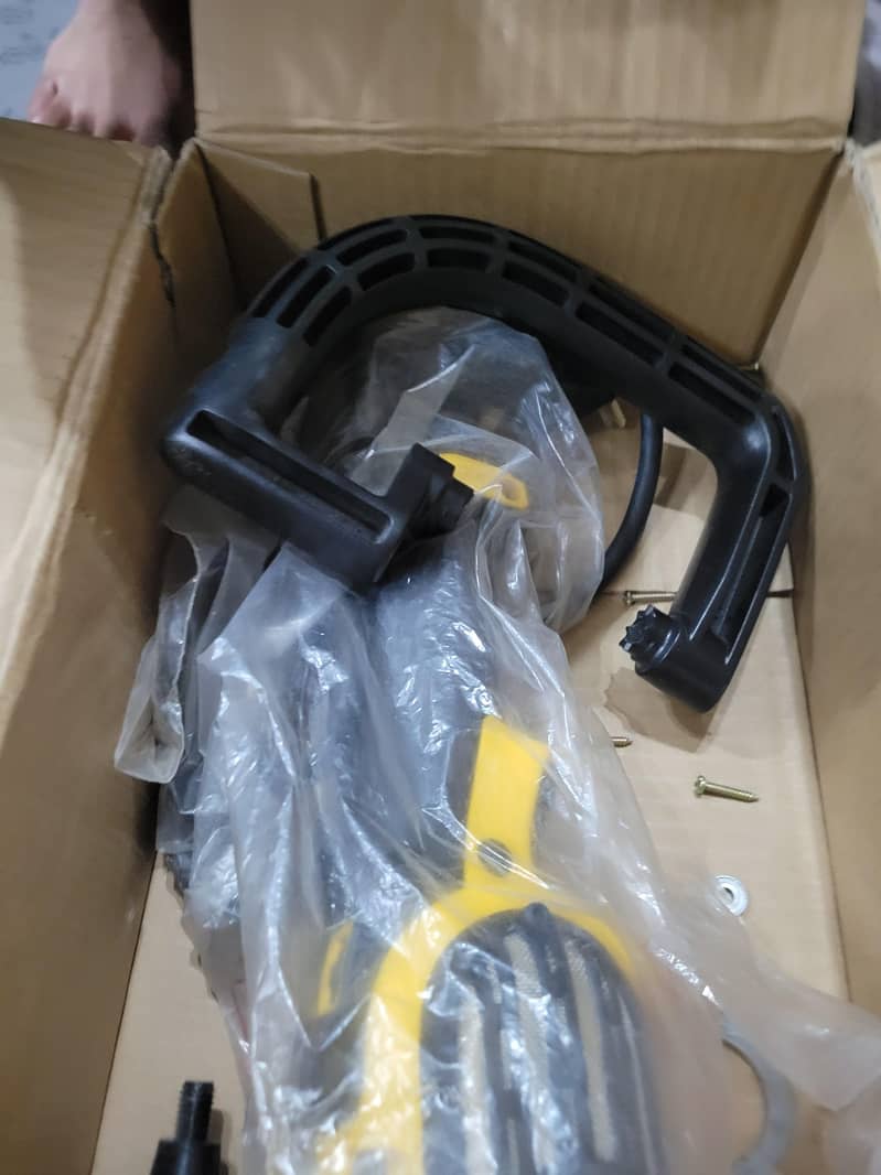 Dewalt grinder 3