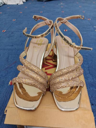 stylo sandal