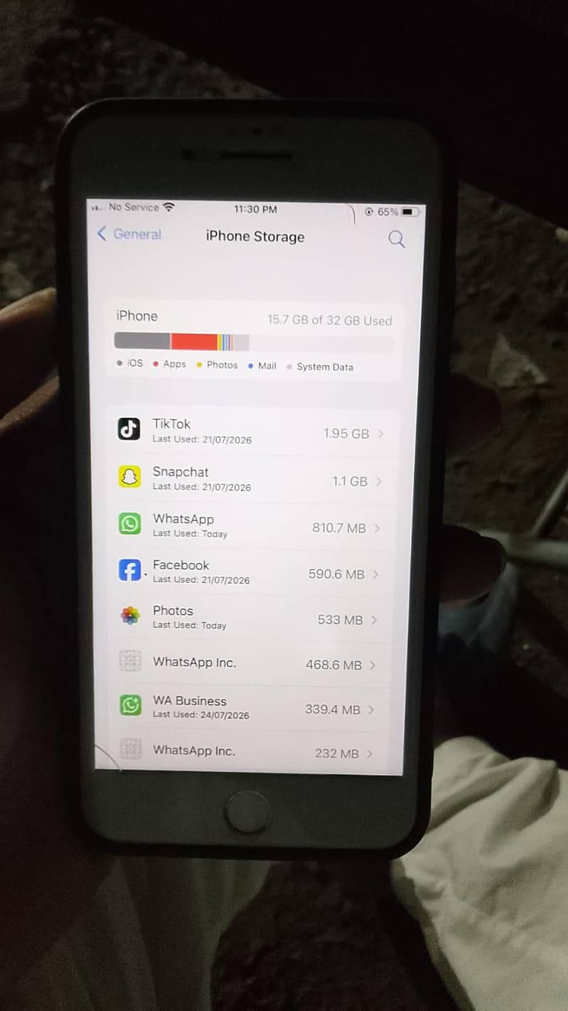 Apple iPhone 7 Plus 5