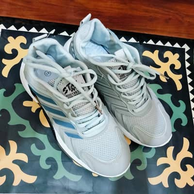 Unisex Light Blue Casual Sports Shoes – EU 41 / US 8