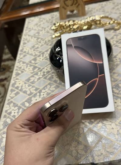 Apple iPhone 16 Pro Max