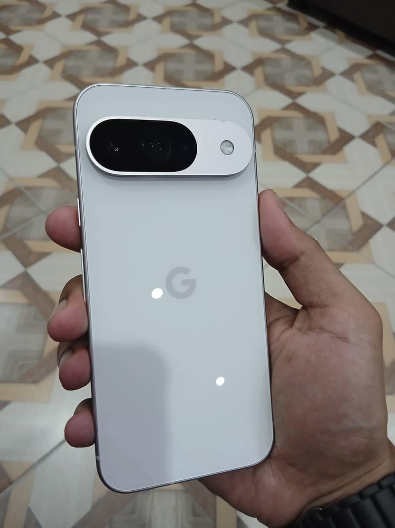 Google Pixel 9 1