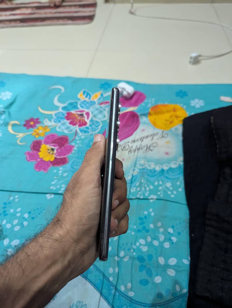 Tecno CAMON 40 Pro 5