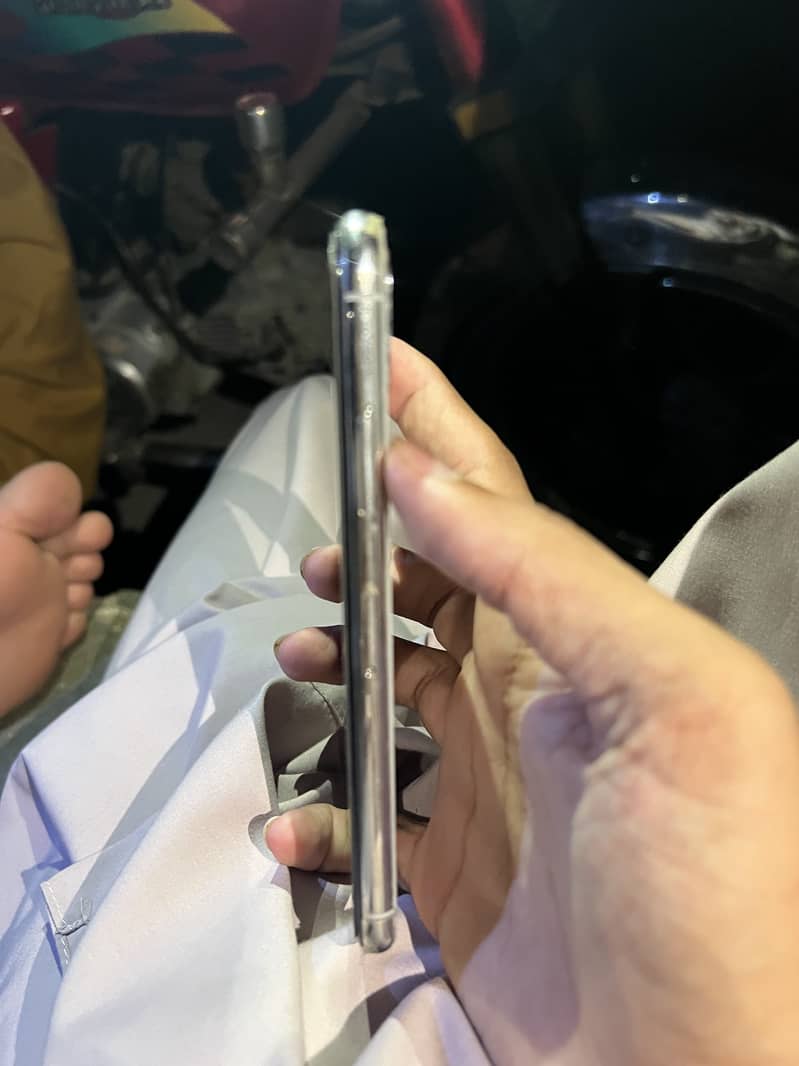 Apple iPhone X 9