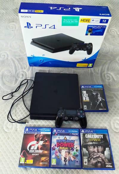Sony Playstation  4 - 1TB with 04 Games CD