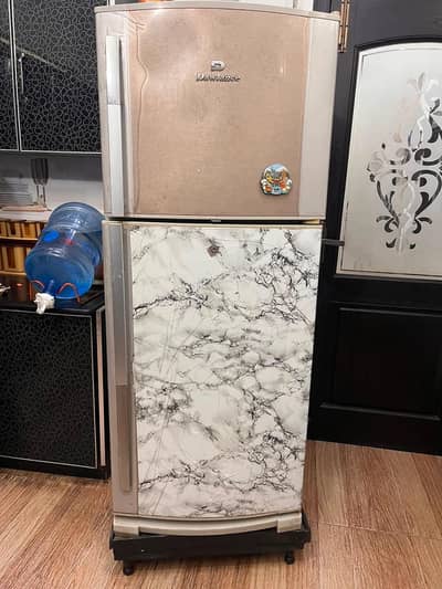 Clean & Reliable Refrigerator / Fridge – Excellent Working Condition!