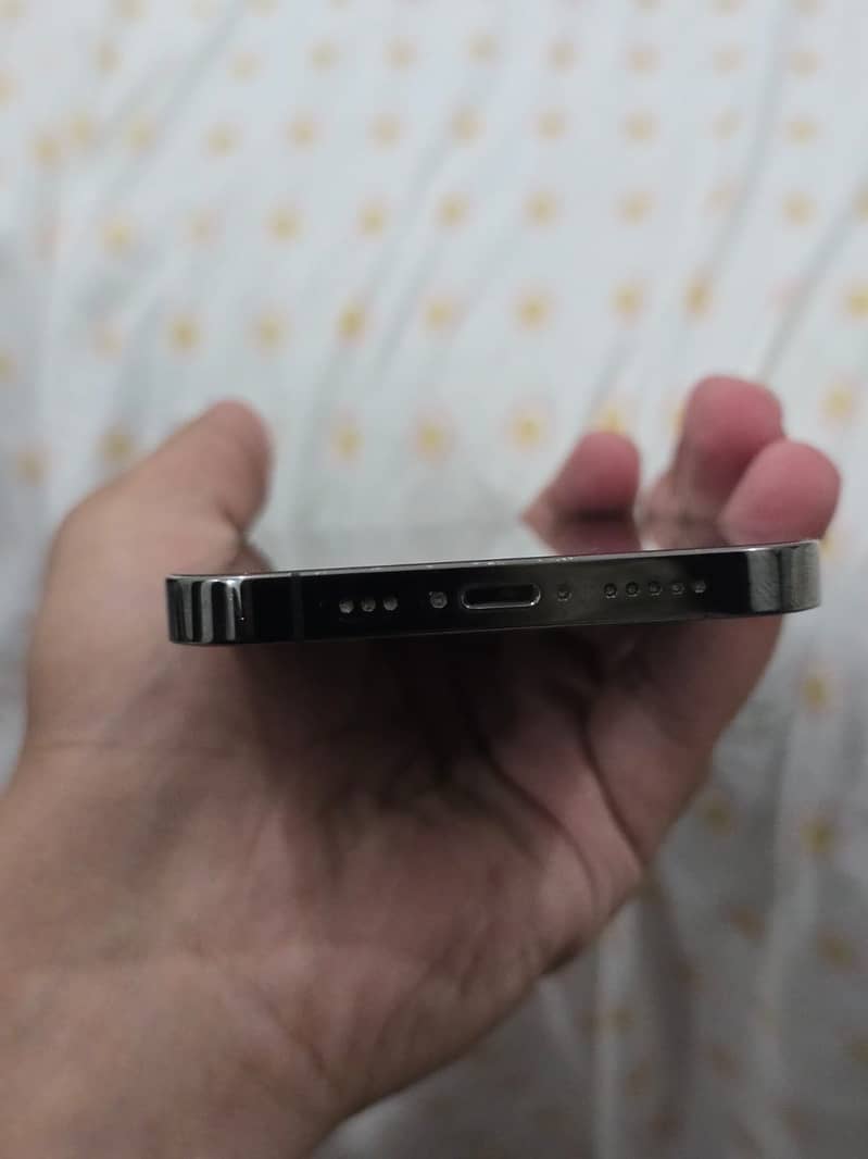 Apple iPhone 12 Pro 5